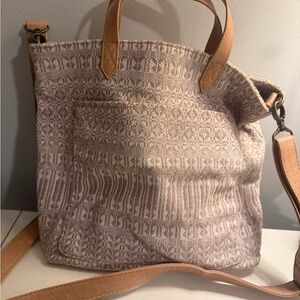 Thirty- One Casual Crossbody in canyon weave